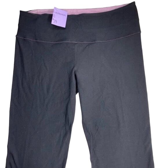 Lululemon Groove Crop Reversible Size 8 - Picture 5 of 5